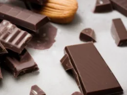 Ile kcal ma gorzka czekolada?