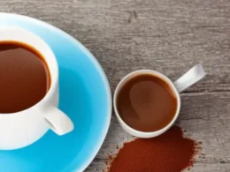 Ile kcal ma kawa rozpuszczalna z mlekiem?