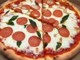 Ile kcal ma pizza 40 cm